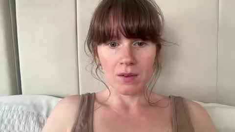 Snapshot of red_head_rosie_69 chatting on 06-15-26, 09:11 Rosie online show from 06-15-26, 09:11