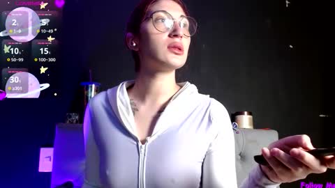 IG   OF red moonn online show from 02-04-26, 03:45