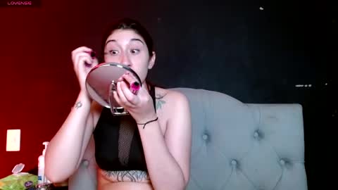 Snapshot of red_moonn chatting on 05-28-26, 07:49 IG OF red moonn online show from 05-28-26, 07:49