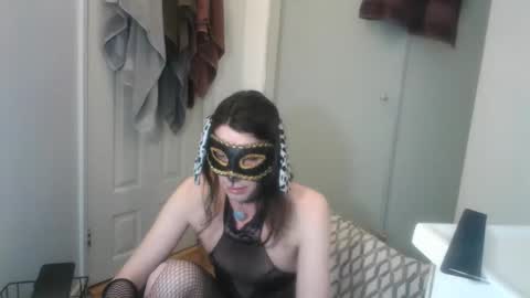 Snapshot of red_october_sub chatting on 04-25-26, 07:22 Red October SlutPuppy online show from 04-25-26, 07:22