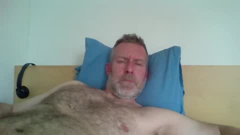 Red online show from 05-11-26, 10:32