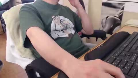 Red online show from 04-11-26, 03:27