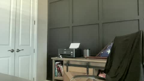 Snapshot of redbull1414 chatting on 07-08-26, 06:23 RedBull online show from 07-08-26, 06:23