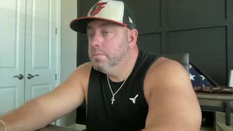 Snapshot of redbull1414 chatting on 07-10-26, 04:09 RedBull online show from 07-10-26, 04:09