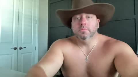 Snapshot of redbull1414 chatting on 07-19-26, 02:32 RedBull online show from 07-19-26, 02:32