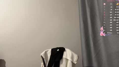 Mia online show from 01-15-26, 07:17