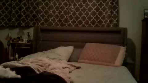 Snapshot of reddickyy chatting on 01-22-25, 05:17 Reddickky online show from 01-22-25, 05:17