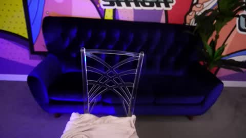 Lily online show from 11-26-25, 05:30