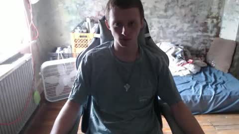 Snapshot of redhead6inch chatting on 11-25-25, 03:23 RedHead6Inch online show from 11-25-25, 03:23