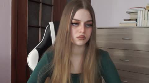 Lily online show from 02-26-26, 02:43