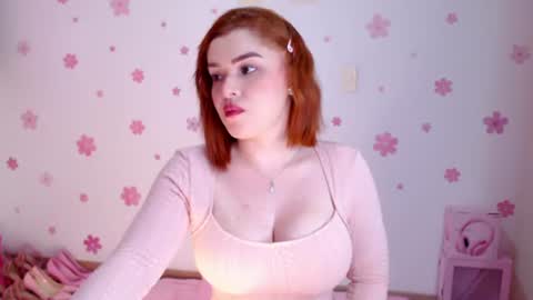 Snapshot of redheadmodel chatting on 06-30-26, 12:33 SAKURA online show from 06-30-26, 12:33