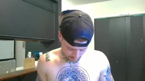 Snapshot of redinthebed chatting on 04-24-26, 04:59 InkedGinger online show from 04-24-26, 04:59