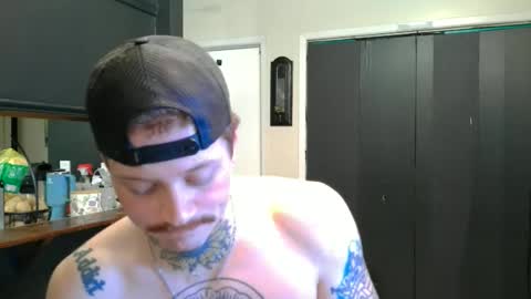 Snapshot of redinthebed chatting on 05-19-26, 04:19 InkedGinger online show from 05-19-26, 04:19