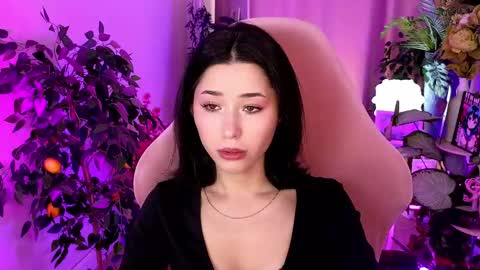 Snapshot of redmidnight_ chatting on 05-26-26, 10:11 Kiara online show from 05-26-26, 10:11