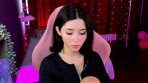 Snapshot of redmidnight_ chatting on 06-14-26, 03:36 Kiara online show from 06-14-26, 03:36
