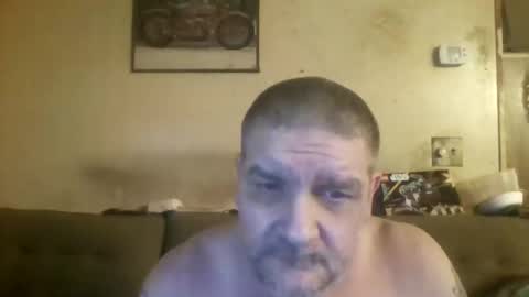 Snapshot of redmud3 chatting on 04-18-26, 07:58 redmud3 online show from 04-18-26, 07:58