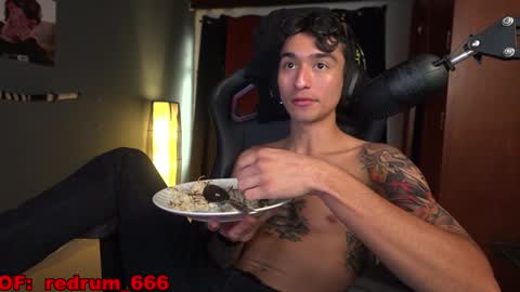 Red online show from 01-21-25, 05:41