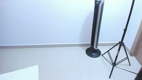 redski77 online show from 03-27-26, 08:26