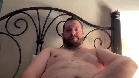 Snapshot of redsman1992 chatting on 12-19-24, 09:29 marlboroboy online show from 12-19-24, 09:29