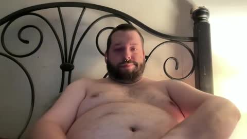 Snapshot of redsman1992 chatting on 12-26-24, 10:05 marlboroboy online show from 12-26-24, 10:05