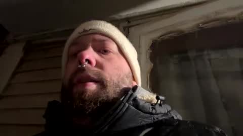 Snapshot of redsman1992 chatting on 01-23-25, 10:54 marlboroboy online show from 01-23-25, 10:54