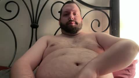 Snapshot of redsman1992 chatting on 02-11-25, 10:15 marlboroboy online show from 02-11-25, 10:15