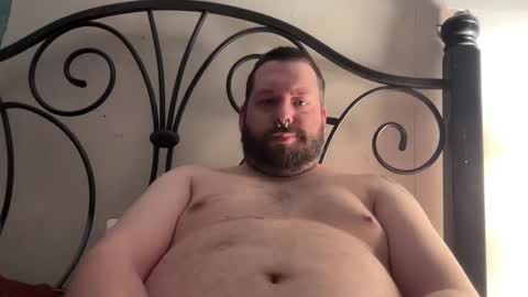 Snapshot of redsman1992 chatting on 02-25-25, 11:30 marlboroboy online show from 02-25-25, 11:30