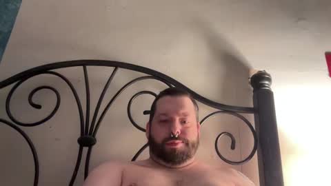 Snapshot of redsman1992 chatting on 03-01-25, 11:50 marlboroboy online show from 03-01-25, 11:50