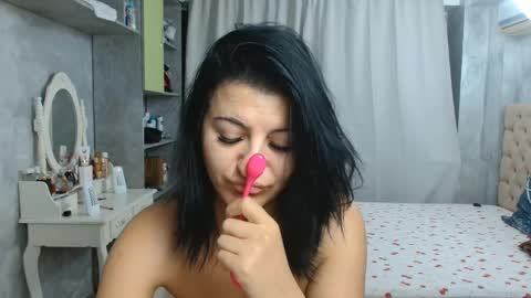 Snapshot of reenekortney chatting on 09-30-25, 06:07 reenekortney online show from 09-30-25, 06:07