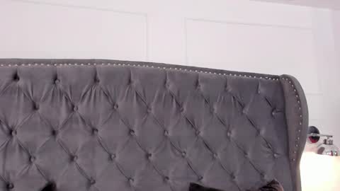 Regina  online show from 11-29-25, 09:07