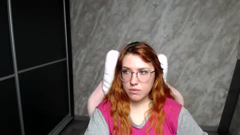 Regina online show from 03-05-26, 04:52