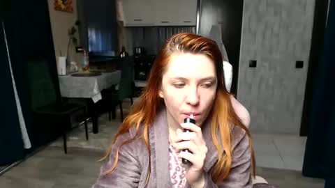 Snapshot of reginasmilee chatting on 04-27-26, 02:53 Regina online show from 04-27-26, 02:53