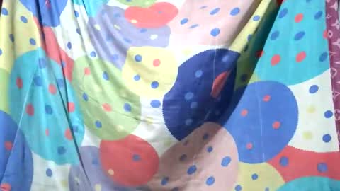 regine24 online show from 05-28-26, 06:49