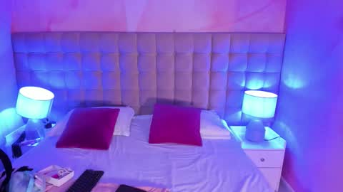 Snapshot of reiayanamy chatting on 09-14-25, 07:35 Rei Ayanami online show from 09-14-25, 07:35