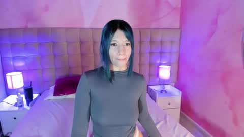 Snapshot of reiayanamy chatting on 11-18-25, 08:02 Rei Ayanami online show from 11-18-25, 08:02