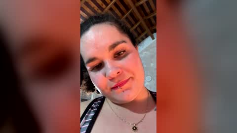 Snapshot of reichel05 chatting on 02-19-26, 07:15 reichel05 online show from 02-19-26, 07:15