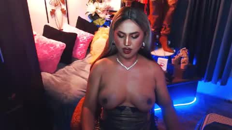 Red Ivy online show from 04-06-26, 09:38