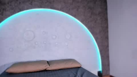 reiinachloe online show from 09-30-25, 05:18