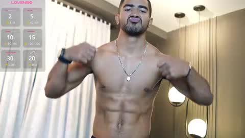 Snapshot of reik_von chatting on 06-09-26, 01:01 Reik online show from 06-09-26, 01:01