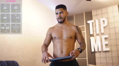 Snapshot of reik_von chatting on 07-01-26, 12:40 Reik online show from 07-01-26, 12:40