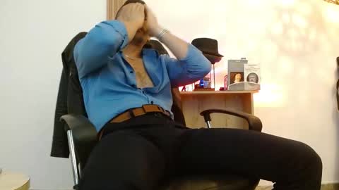   REIKO  online show from 11-04-25, 05:01