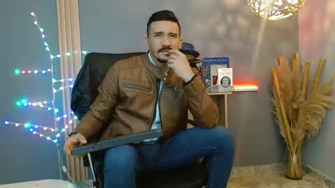   REIKO  online show from 02-21-26, 07:15