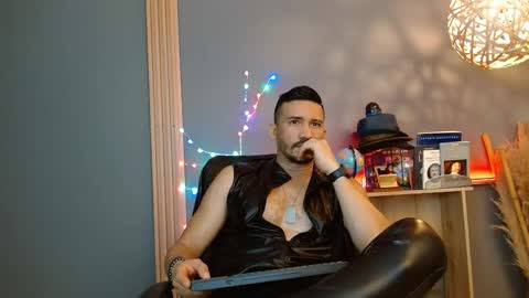   REIKO  online show from 03-26-26, 02:55