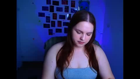 Reina online show from 03-06-26, 06:43