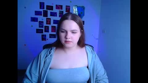 Reina online show from 03-08-26, 06:39