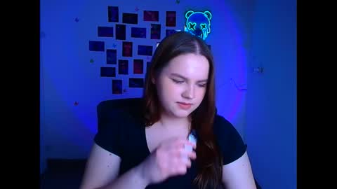 Reina online show from 03-20-26, 06:57