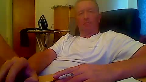 Snapshot of reini7211 chatting on 01-17-25, 09:39 reini7211 online show from 01-17-25, 09:39