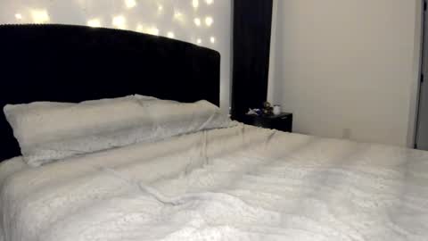 Snapshot of rejectbarbie chatting on 02-22-25, 04:07 Priscilla online show from 02-22-25, 04:07