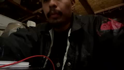 Snapshot of reks69 chatting on 12-21-25, 03:35 PuroDesmadre online show from 12-21-25, 03:35