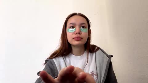 Snapshot of renaebobsin chatting on 02-22-26, 05:08 Katerina online show from 02-22-26, 05:08